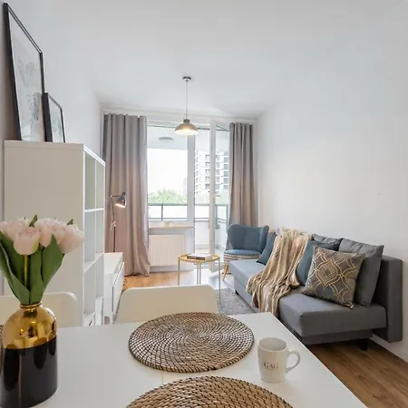 Urban - Great Location - Center - Pereca Lejlighed *