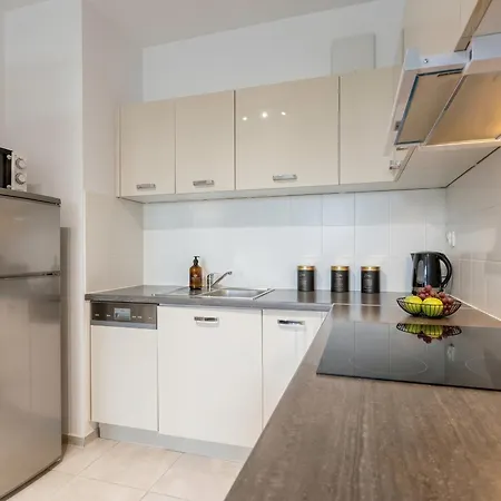 Urban - Great Location - Center - Pereca Lejlighed